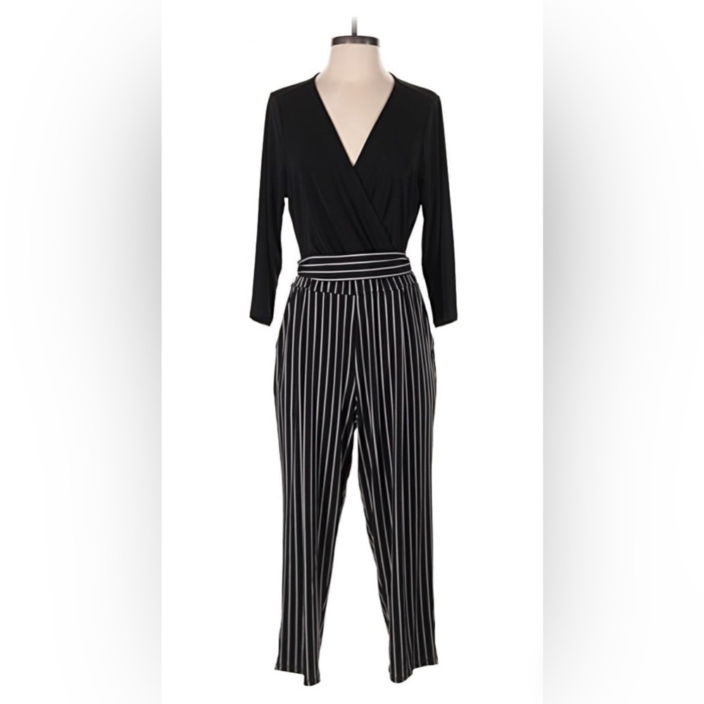 Torrid Black 3/4 sleeve capri jumpsuit